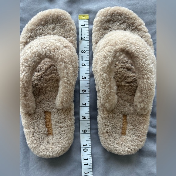 Olukai Shearling Slippers - Picture 11 of 11